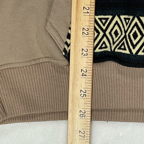 Artisanal Hoodie w/graphic global inspired design, graphic colors, streetwear - Picture 10 of 12